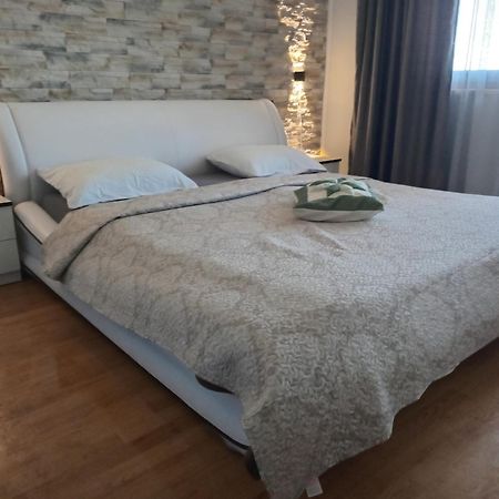 Apartment Camelia Πόρετς Εξωτερικό φωτογραφία