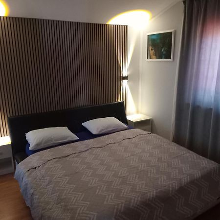 Apartment Camelia Πόρετς Εξωτερικό φωτογραφία