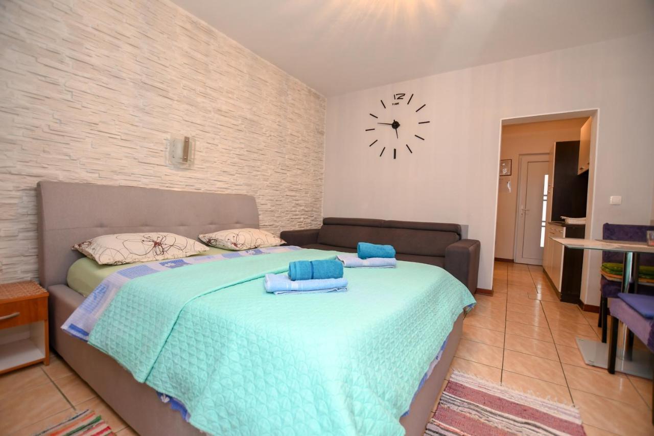 Apartment Camelia Πόρετς Εξωτερικό φωτογραφία