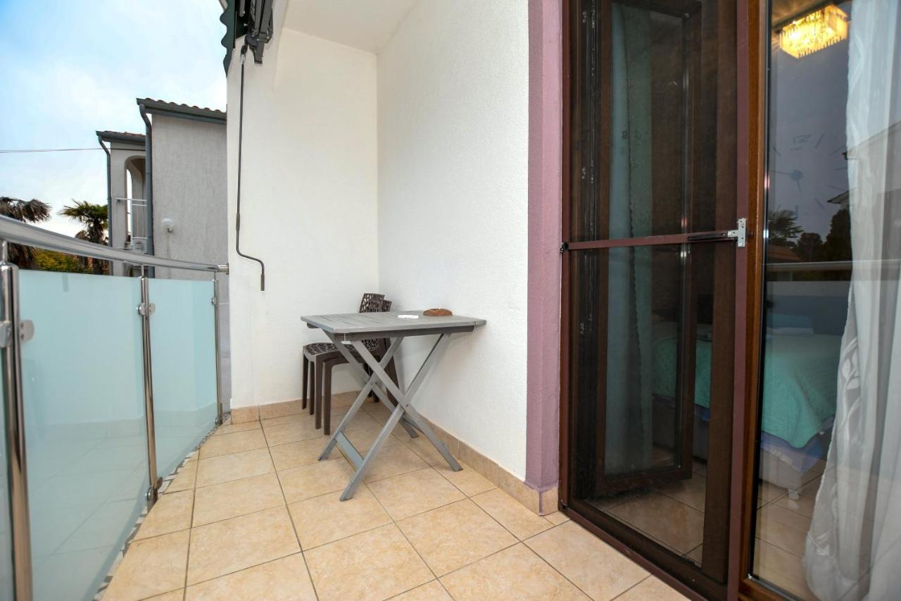 Apartment Camelia Πόρετς Εξωτερικό φωτογραφία