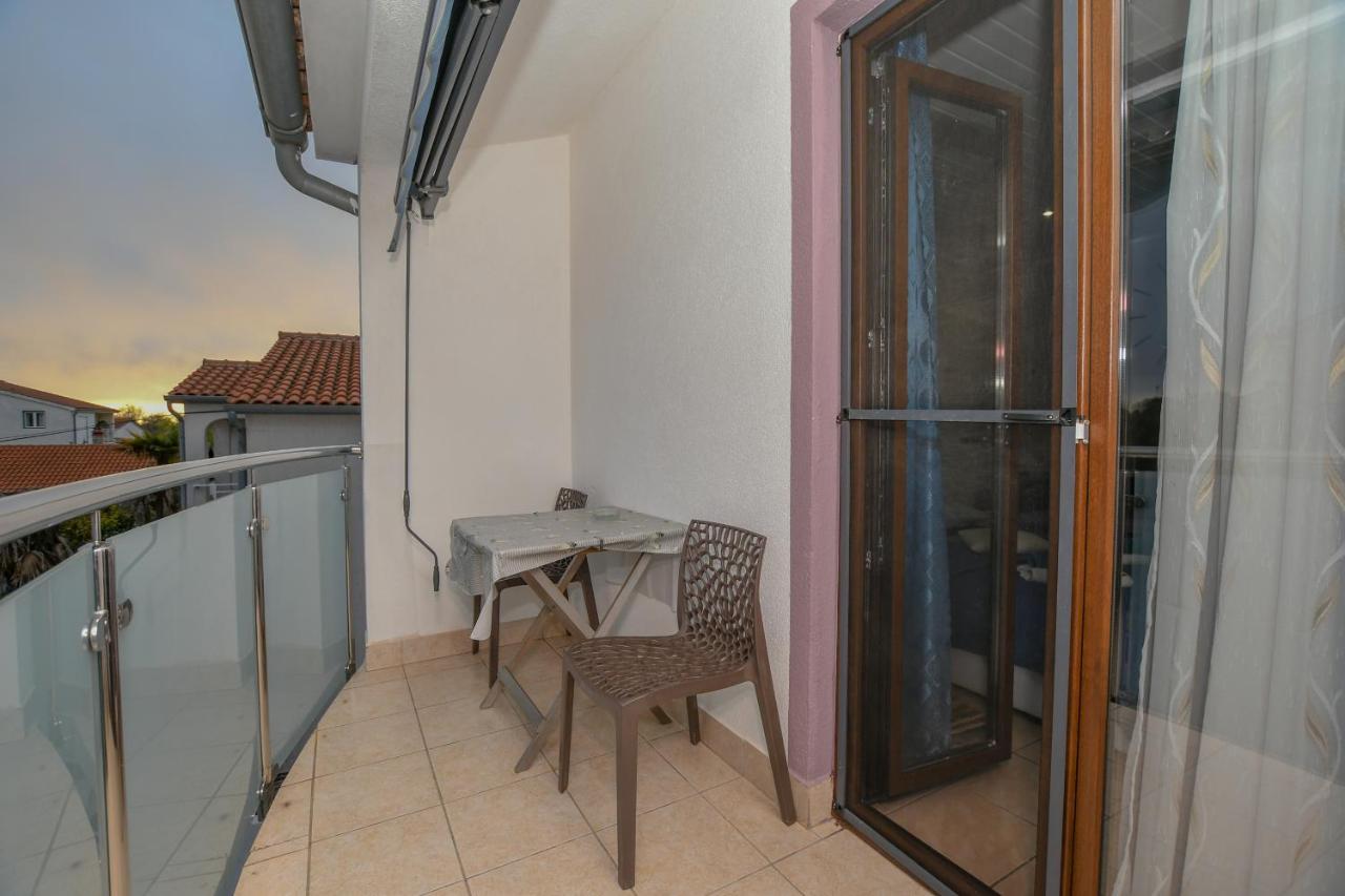 Apartment Camelia Πόρετς Εξωτερικό φωτογραφία