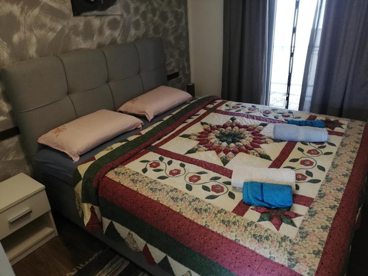 Apartment Camelia Πόρετς Εξωτερικό φωτογραφία
