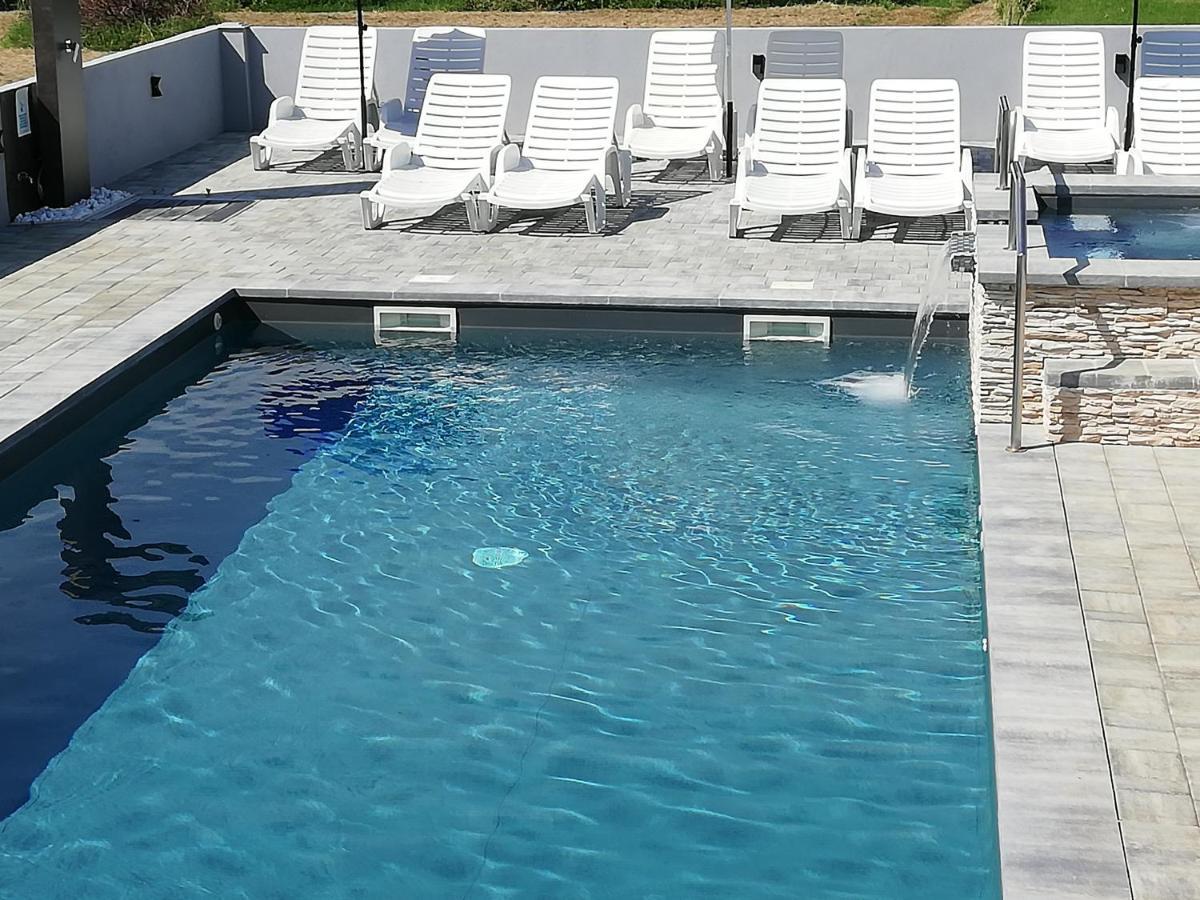 Apartment Camelia Πόρετς Εξωτερικό φωτογραφία