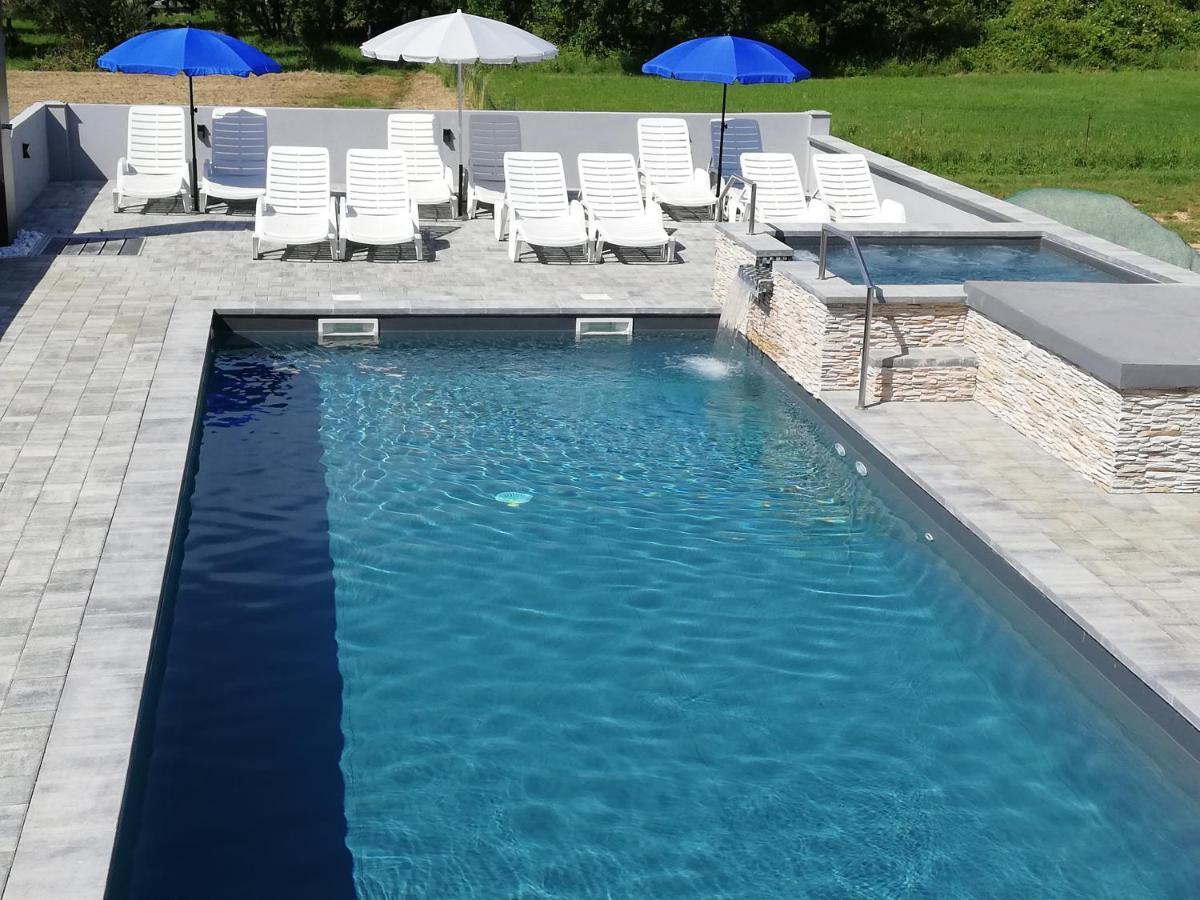 Apartment Camelia Πόρετς Εξωτερικό φωτογραφία