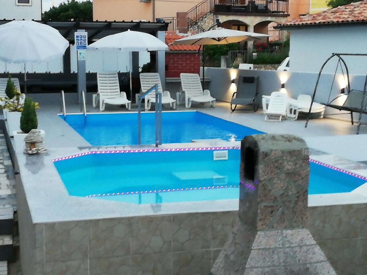 Apartment Camelia Πόρετς Εξωτερικό φωτογραφία