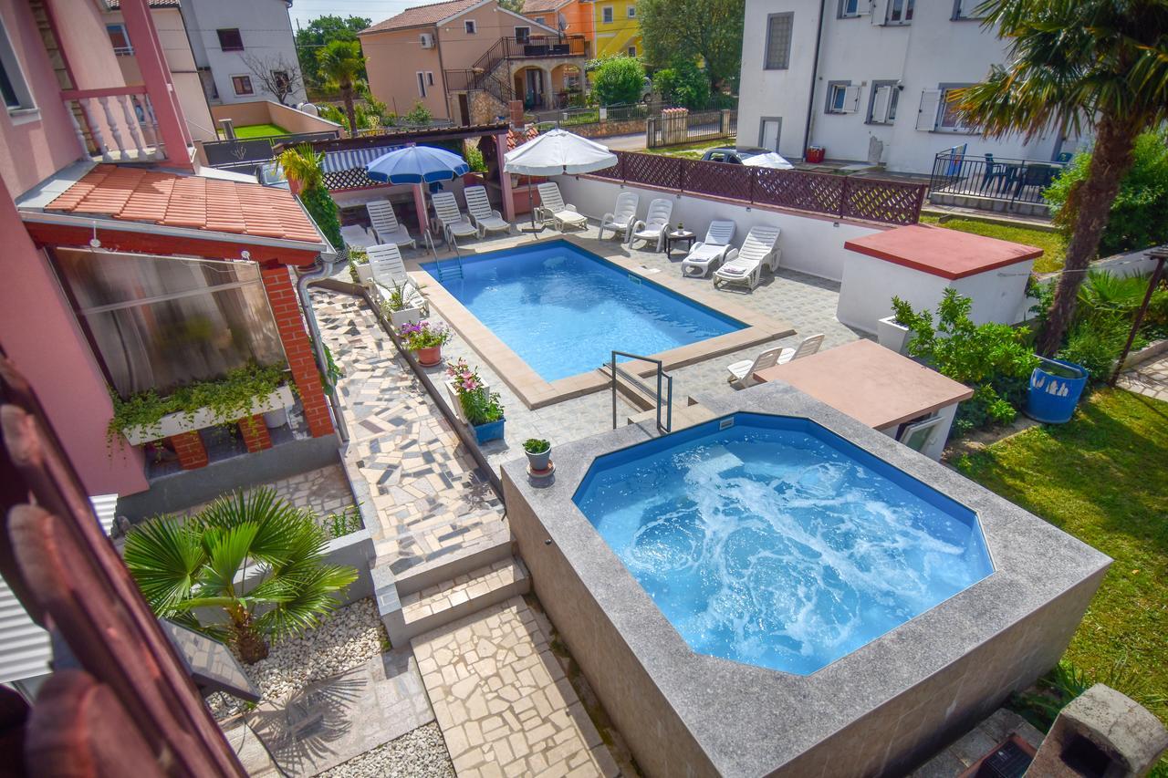 Apartment Camelia Πόρετς Εξωτερικό φωτογραφία